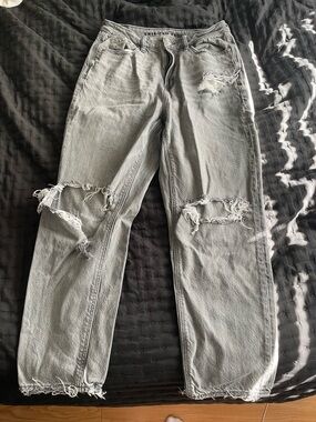 American Eagle Distressed High-Waist Jeans